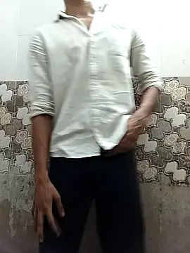 itsmemadhu2019 online show from 05.24.26
