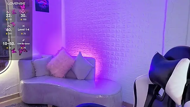 Dahlienne Vianne online show from 07.03.26