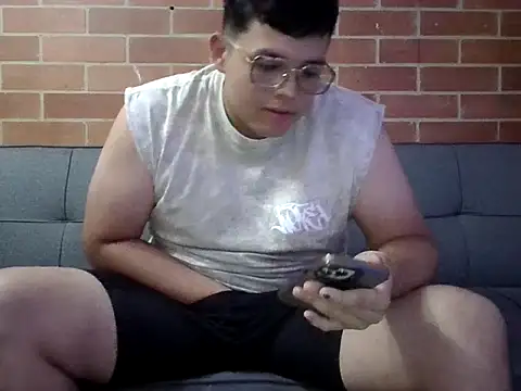 steef0  online show from 04.14.26