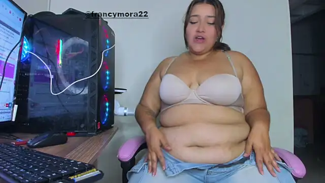 cellycanela  online show from 06.12.26