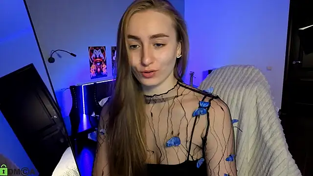 Snapshot of Your_Emily25 chatting on 05.25.26 Your Emily25 online show from 05.25.26