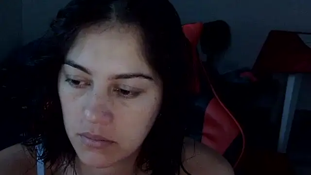 Snapshot of Bandida553 chatting on 06.17.26 Bandida553 online show from 06.17.26