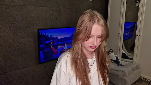 Gloria Smithh online show from 05.04.26