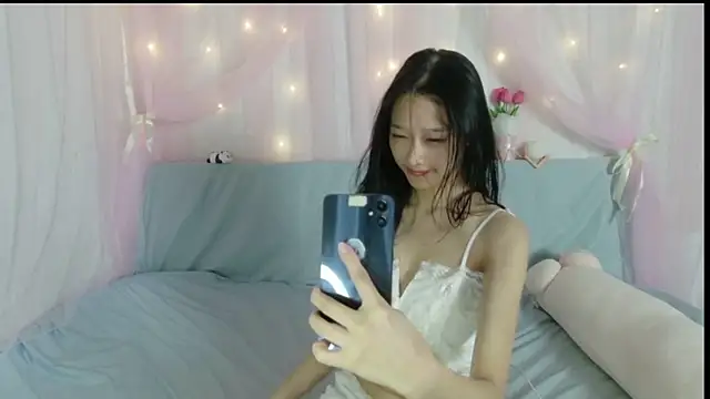 shy pink doll online show from 07.30.26