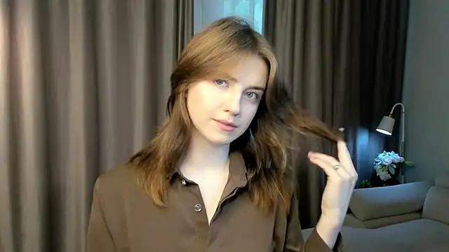 Snapshot of RenateVashaw chatting on 07.14.26 RenateVashaw online show from 07.14.26
