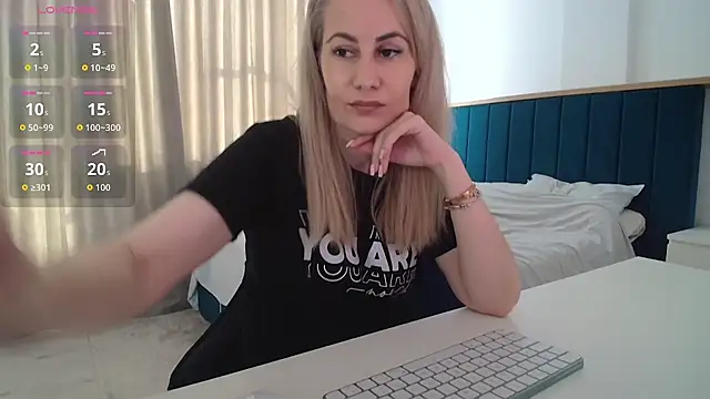 AdellynRose online show from 06.20.26