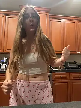 prettykitttty online show from 07.08.26