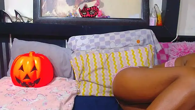 YoungBarbiexx online show from 06.11.26