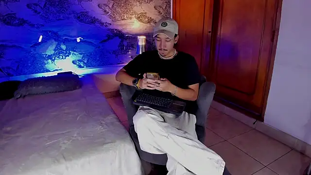 Iam OttoAndrew online show from 05.21.26