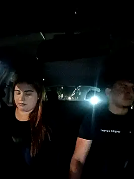 Snapshot of hot-daring chatting on 04.16.26 hot-daring online show from 04.16.26