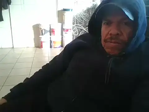 Snapshot of Oskr2024XXX chatting on 12.28.24 Oskr2024XXX online show from 12.28.24