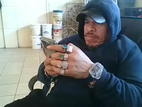 Snapshot of Oskr2024XXX chatting on 01.05.25 Oskr2024XXX online show from 01.05.25