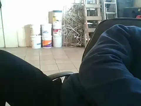 Snapshot of Oskr2024XXX chatting on 01.05.25 Oskr2024XXX online show from 01.05.25