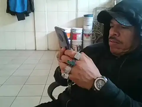 Snapshot of Oskr2024XXX chatting on 01.13.25 Oskr2024XXX online show from 01.13.25