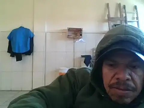 Snapshot of Oskr2024XXX chatting on 02.02.25 Oskr2024XXX online show from 02.02.25