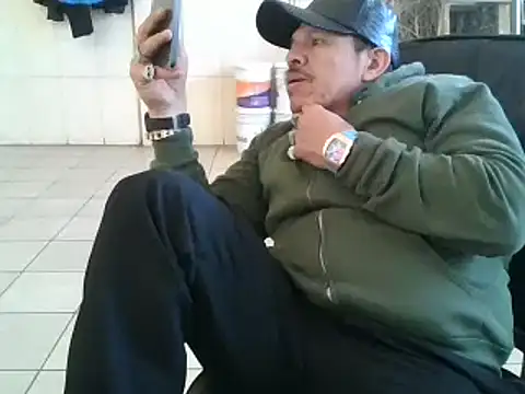 Snapshot of Oskr2024XXX chatting on 02.02.25 Oskr2024XXX online show from 02.02.25