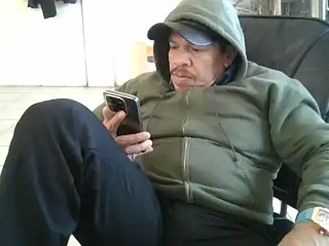 Snapshot of Oskr2024XXX chatting on 02.02.25 Oskr2024XXX online show from 02.02.25