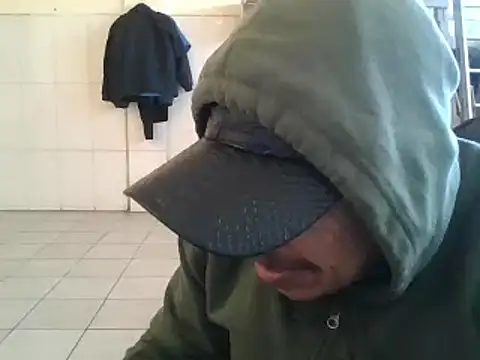 Snapshot of Oskr2024XXX chatting on 02.08.25 Oskr2024XXX online show from 02.08.25