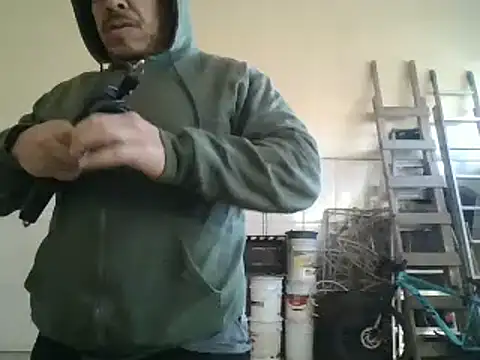 Snapshot of Oskr2024XXX chatting on 02.09.25 Oskr2024XXX online show from 02.09.25