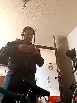 Snapshot of Oskr2024XXX chatting on 03.12.25 Oskr2024XXX online show from 03.12.25