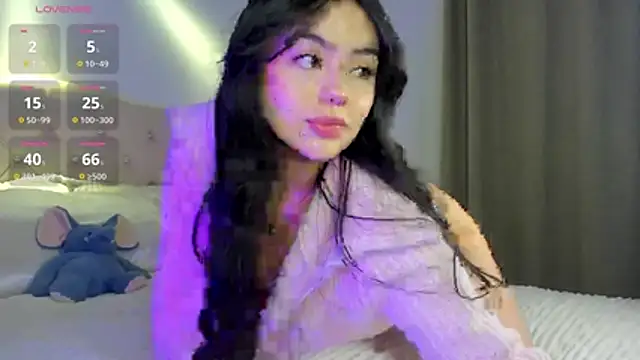 holly444  online show from 06.04.26
