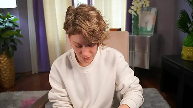 GertieAybar online show from 04.19.26