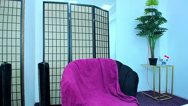 MissVelouraX online show from 06.25.26