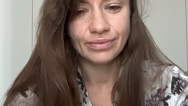 missRorian online show from 04.16.26