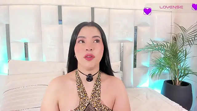 Snapshot of imnikaa_ chatting on 07.11.26 imnikaa online show from 07.11.26