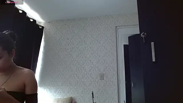 Annyrosse00 online show from 05.27.26
