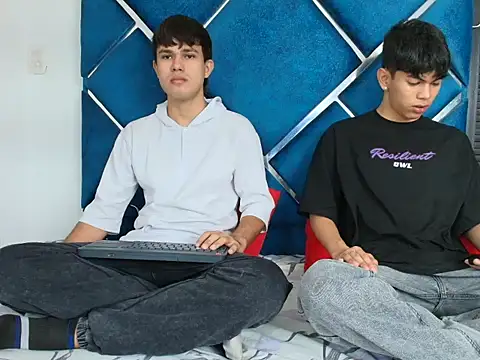 EdwinBoys online show from 04.30.26