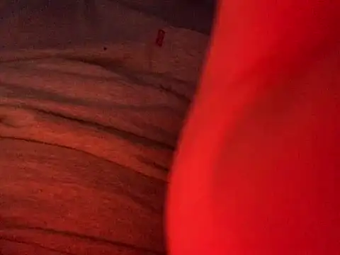 EffefferRm00 online show from 04.15.26