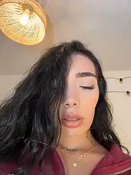 milasantana  online show from 07.28.26