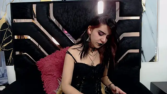 Snapshot of amberblackcs01 chatting on 05.24.26 amberblackcs01 online show from 05.24.26