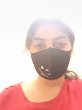 Snapshot of simran_rathore chatting on 05.19.26 simran rathore online show from 05.19.26