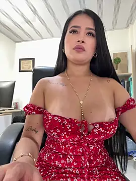 Snapshot of Sara_fun chatting on 02.10.25 Sara fun online show from 02.10.25