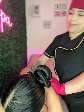 Snapshot of Sara_fun chatting on 03.19.25 Sara fun online show from 03.19.25