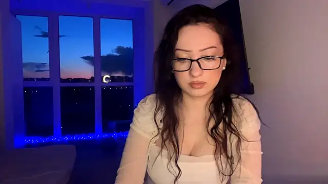 Meow Alika online show from 04.28.26