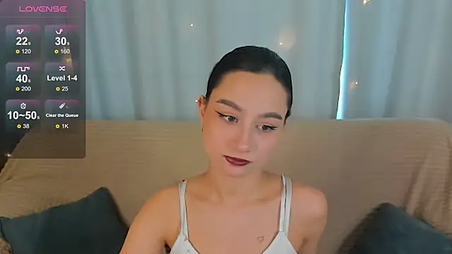AndreaJohnsons online show from 05.10.26