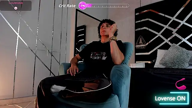 Snapshot of JayTaylorr chatting on 07.13.26 JayTaylorr online show from 07.13.26