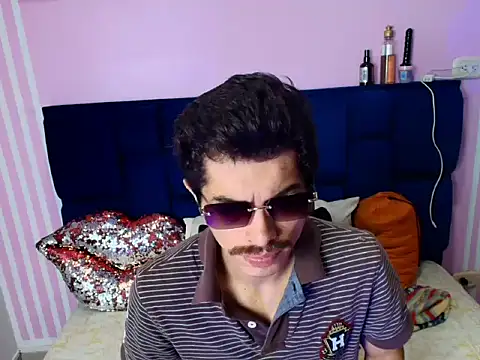 Snapshot of taylor_Stele chatting on 05.05.26 taylor Stele online show from 05.05.26
