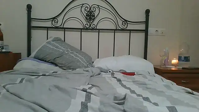 Custard-Lovers online show from 06.27.26