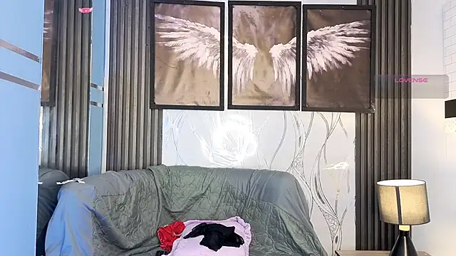 Angel Medussa online show from 06.30.26