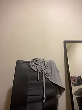 snowbunnycakesxo online show from 04.16.26