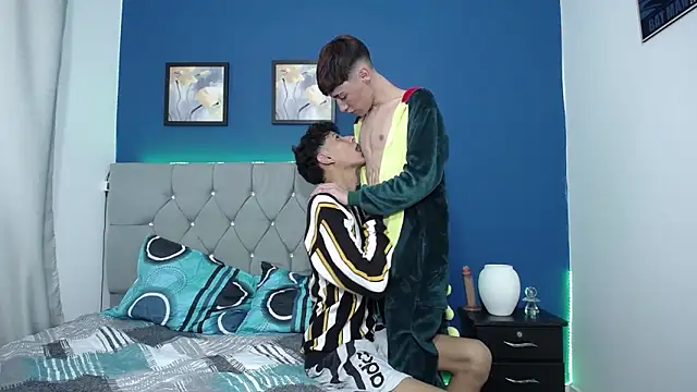 Thiago And Gael online show from 04.18.26