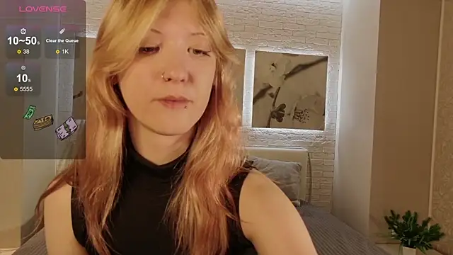 Lina Wi online show from 04.16.26