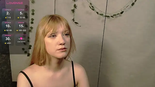 Lina Wi online show from 04.30.26