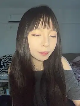 Snapshot of nide-baby chatting on 05.19.26 nide-baby online show from 05.19.26