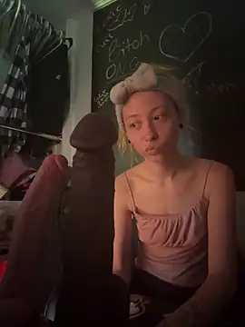 Spoilmedaddy732 online show from 06.20.26