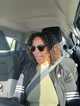 SweetPetiteNoir online show from 04.27.26